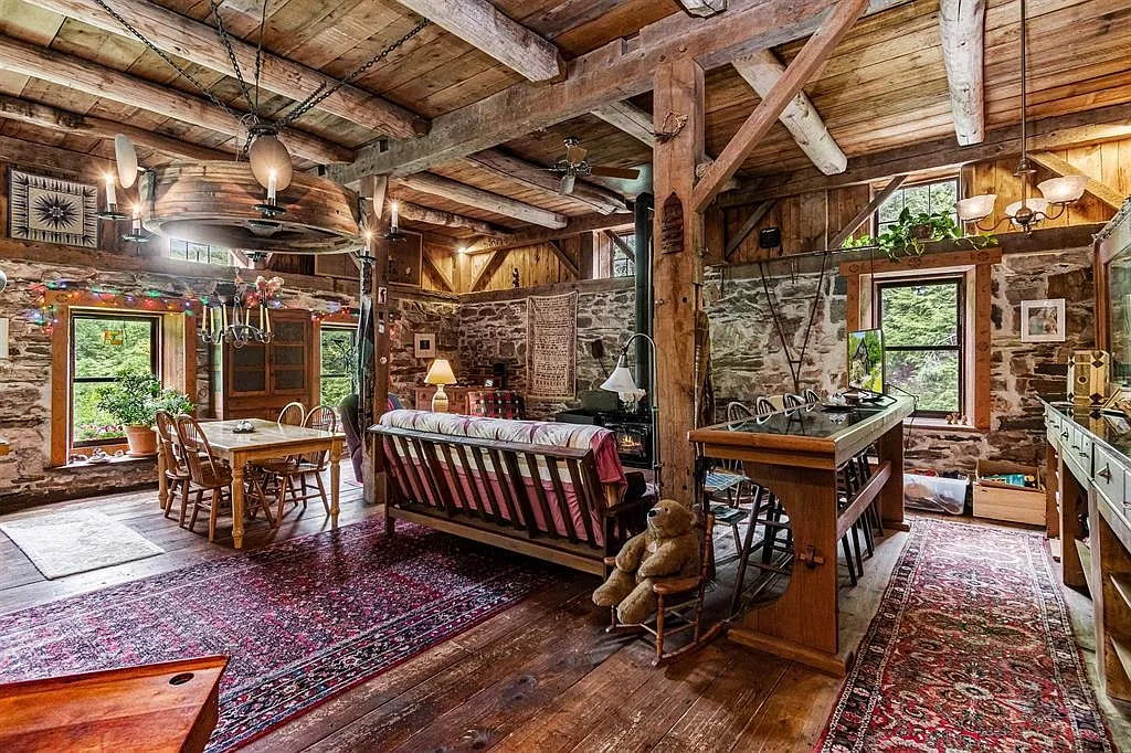Historic 1799 Mill Retreat on Lewis Creek 10