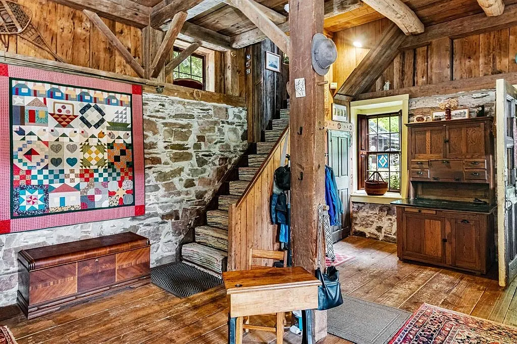 Historic 1799 Mill Retreat on Lewis Creek 14