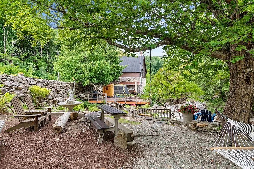 Historic 1799 Mill Retreat on Lewis Creek 25