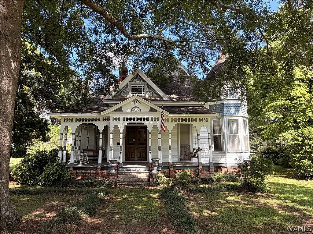 Iconic 1892 Queen Anne Victorian in Alabama! $230,000 a7dca58f74f9e2e3e3e49c20e682f2d5 uncropped scaled within 1536 1152