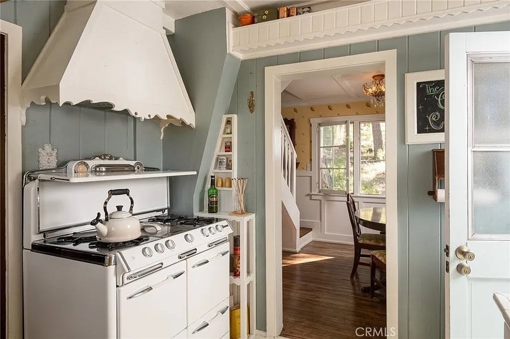 Hidden Among the Pines: A Storybook Cabin with Timeless Character in Twin Peaks, California 11