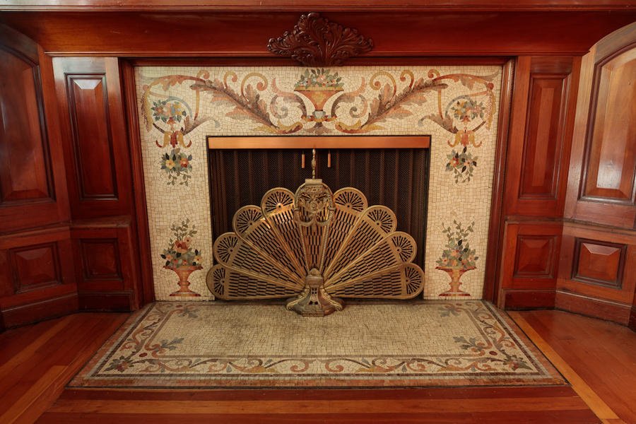 The Remarkable 1892 Mackenzie House in Portland, Oregon 12