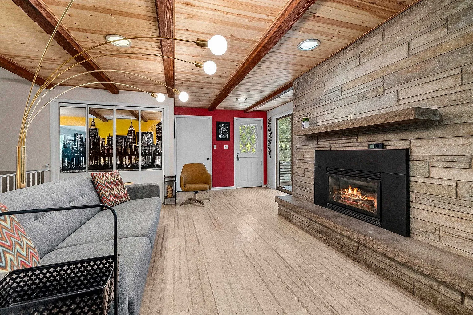 A 1960 Wright-Inspired Ranch in Green Bay 13
