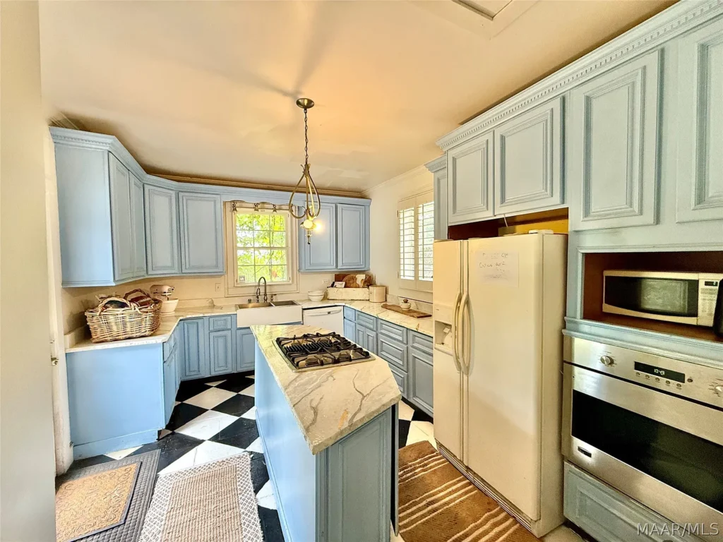 The c.1848 Wilkerson–Richardson House: A Stately Greek Revival Treasure in Marion, Alabama 14