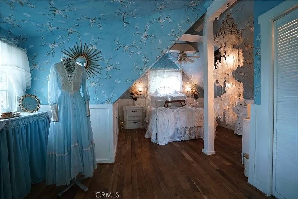 Hidden Among the Pines: A Storybook Cabin with Timeless Character in Twin Peaks, California 15