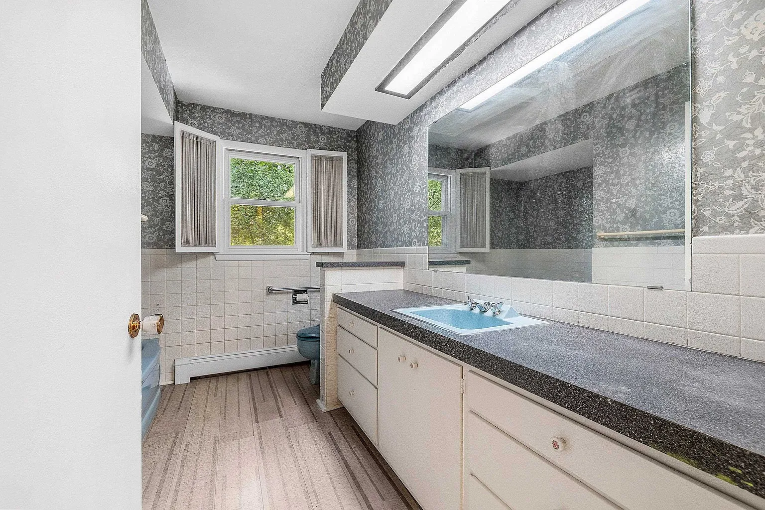 A 1960 Wright-Inspired Ranch in Green Bay 18