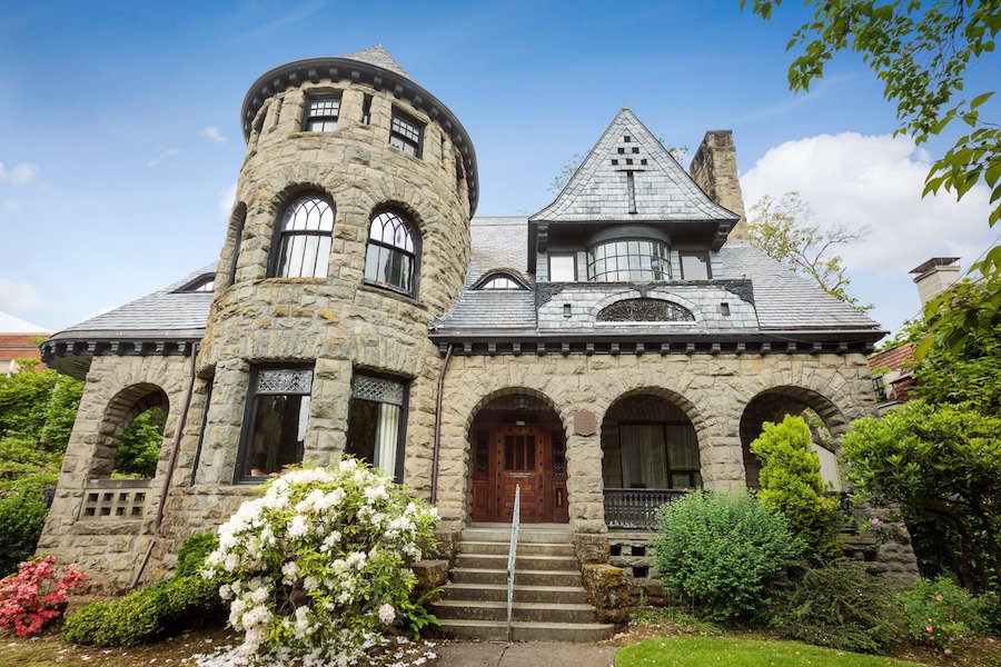 The Remarkable 1892 Mackenzie House in Portland, Oregon 2