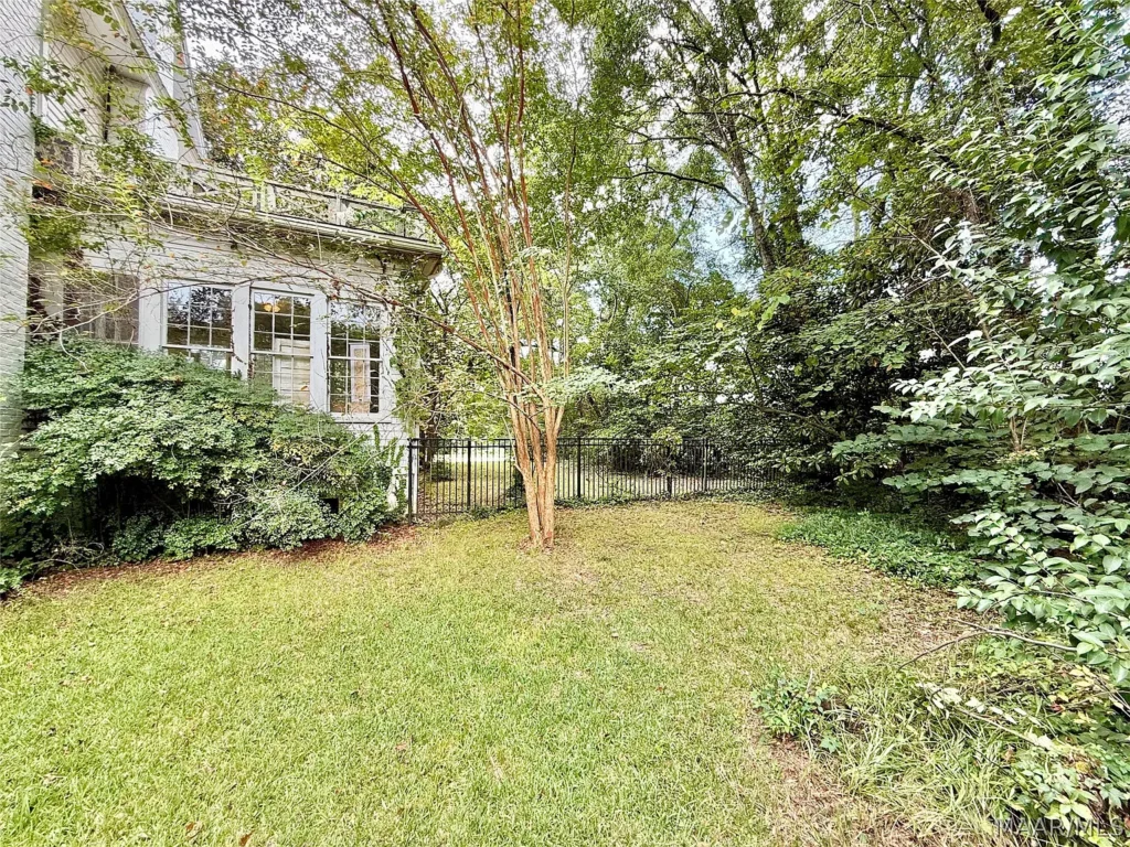The c.1848 Wilkerson–Richardson House: A Stately Greek Revival Treasure in Marion, Alabama 26