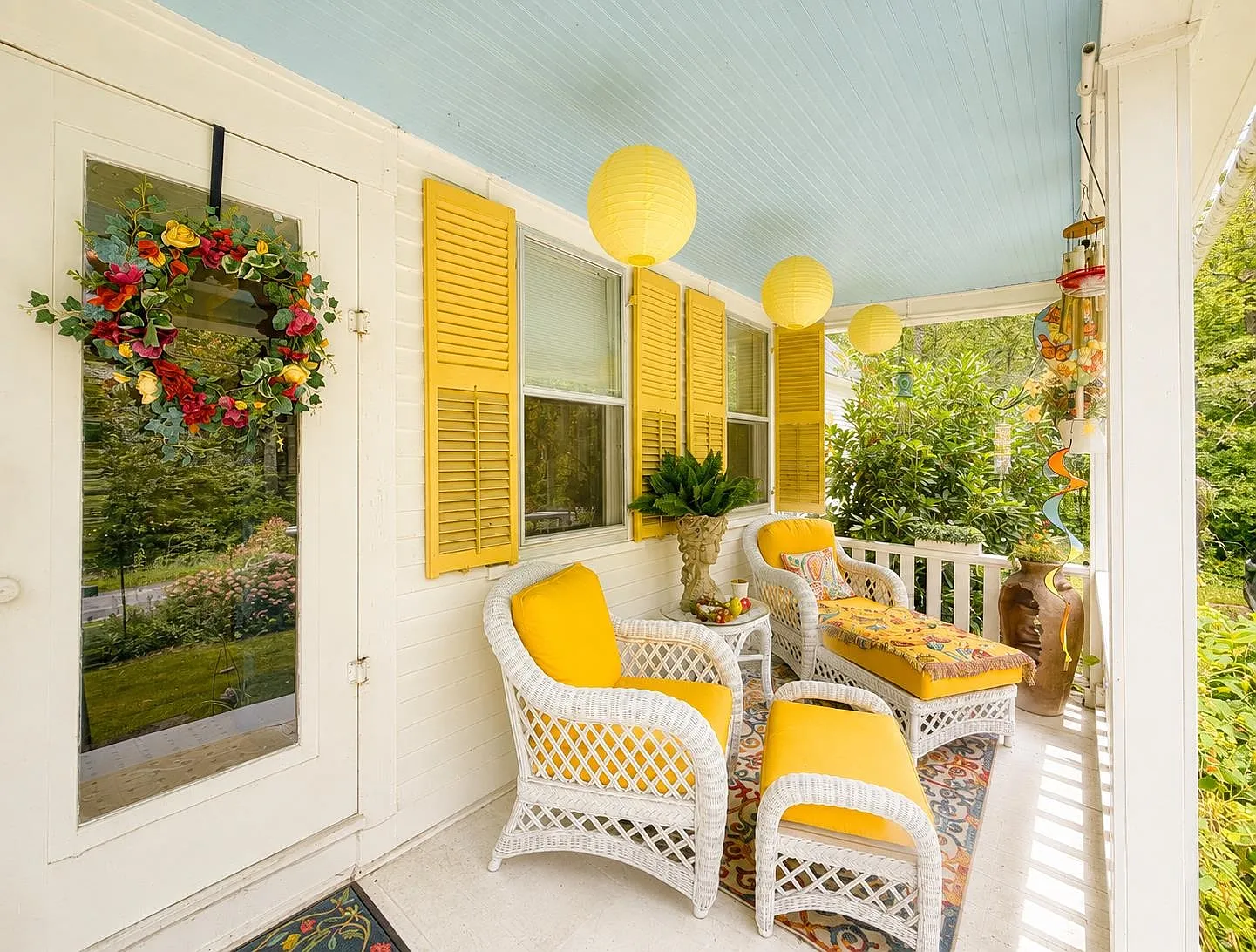 A Charming 1930 Vermont Home on the Rock River 3