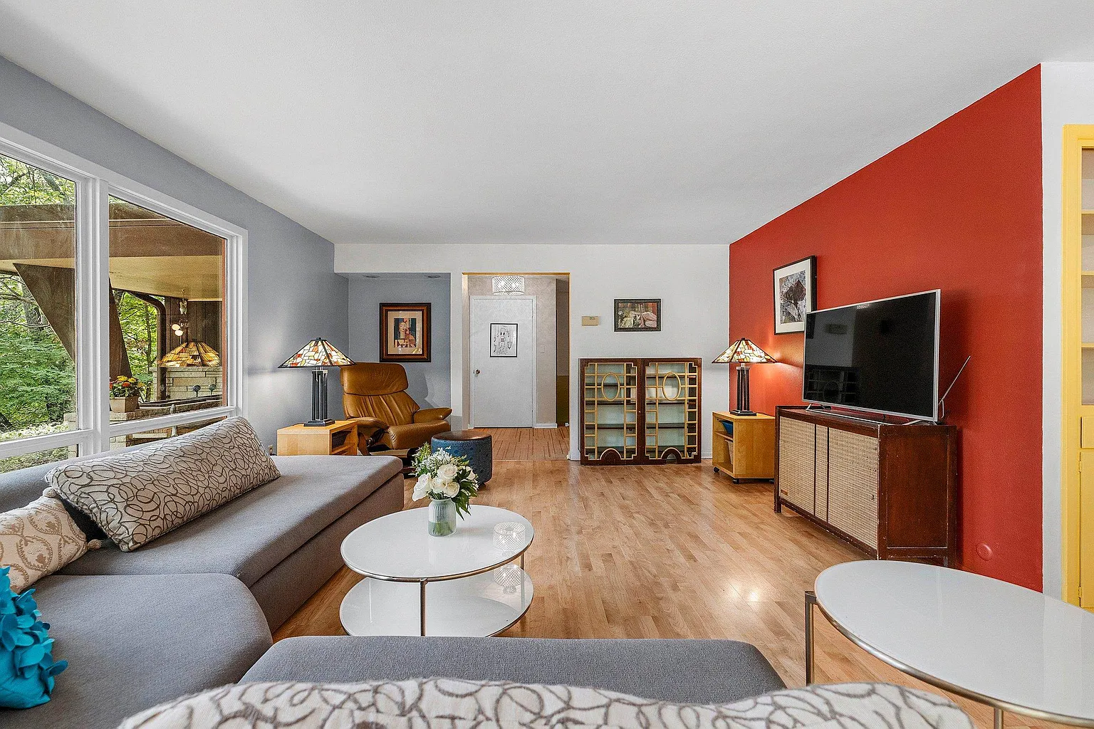 A 1960 Wright-Inspired Ranch in Green Bay 7
