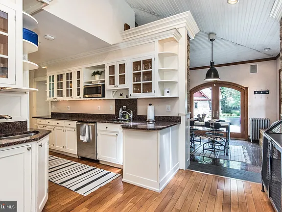 Linden Gate: A Grand 1893 Victorian in Ambler, Pennsylvania 8