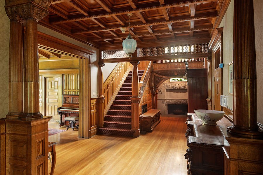 The Remarkable 1892 Mackenzie House in Portland, Oregon 9