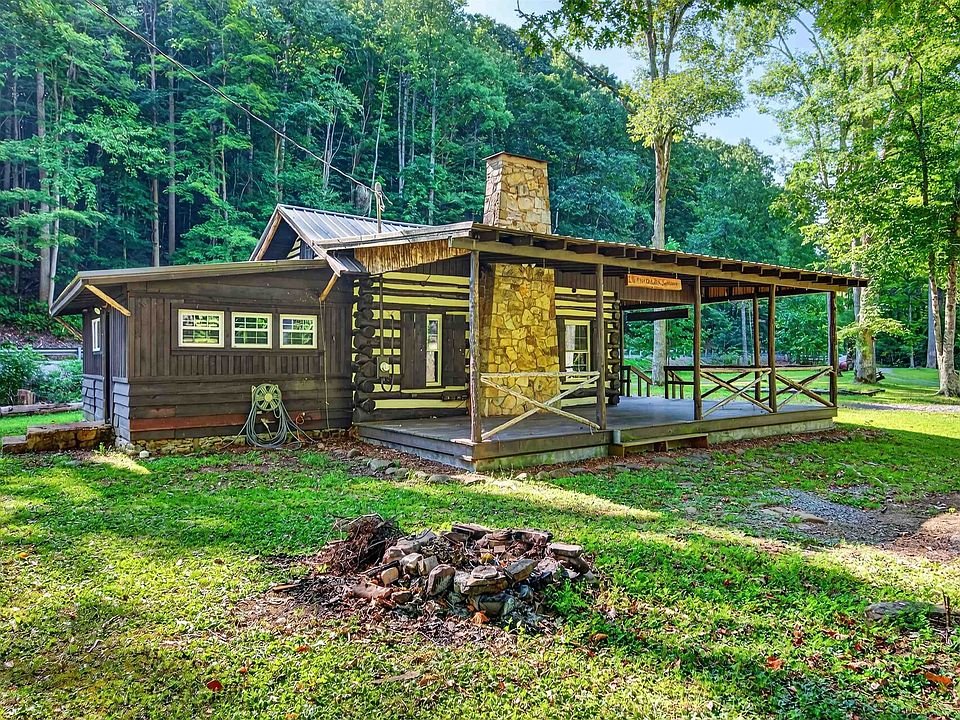 Rear exterior of the log cabin